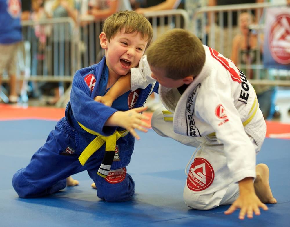 Two children spar at Gracie Barra BJJ in Tennessee