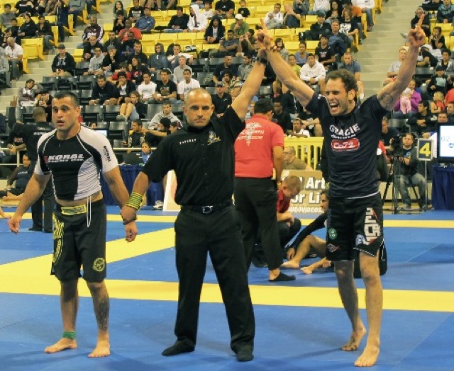 Professor Victor Estima celebrates during last BJJ No-Gi Worlds. Photo: Deb Blyth.