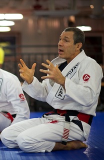 Master Carlos Gracie Jr. Teaching